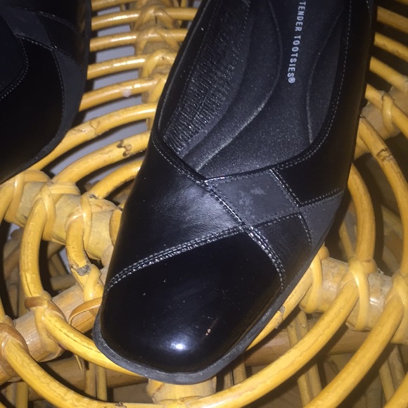 Tender Tootsies Women Size 9 Black Slip-on shoes - Picture 8 of 14